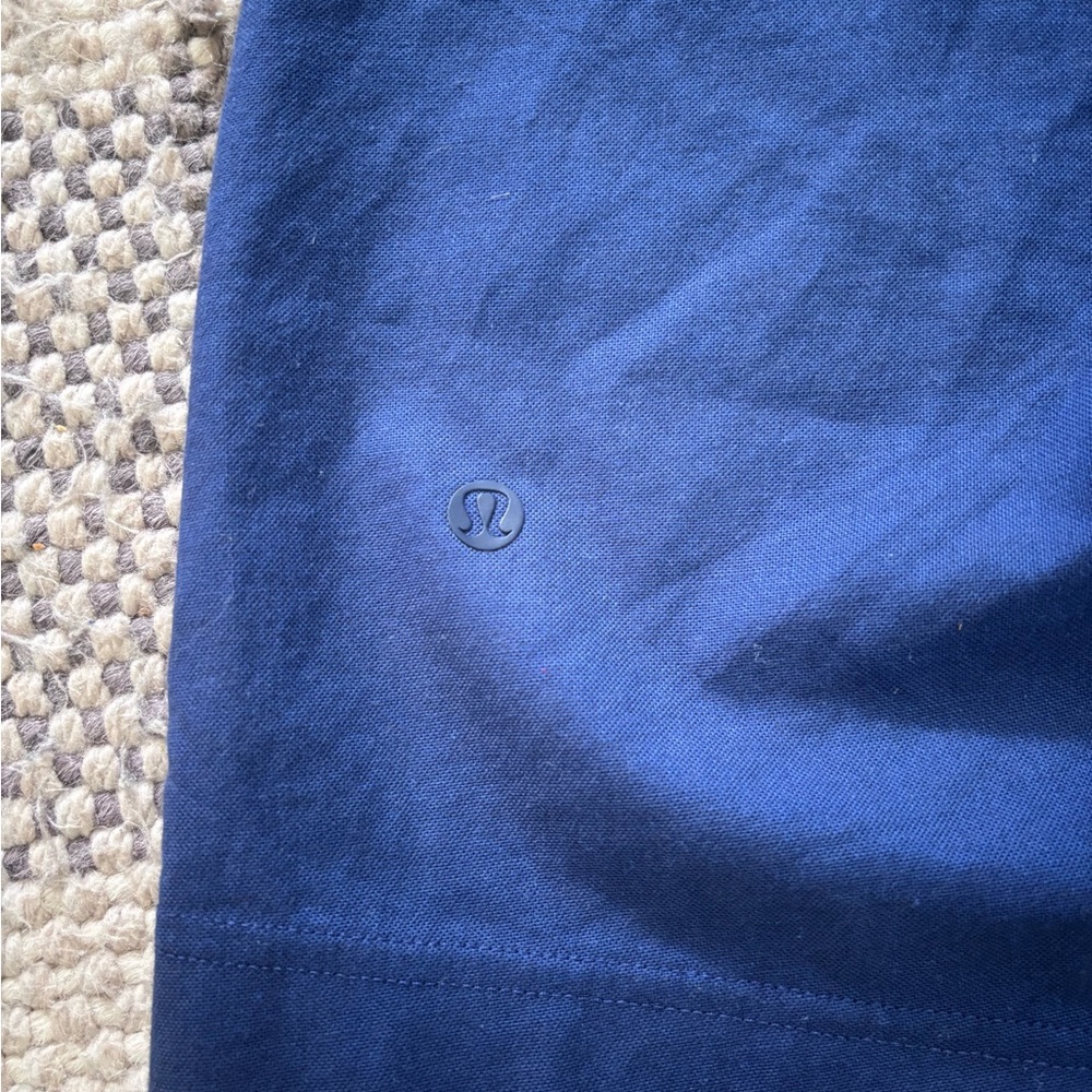 Lululemon Men’s Chino Shorts 34 In Blue 10” Inseam Button Up Cotton Blend - Picture 6 of 7